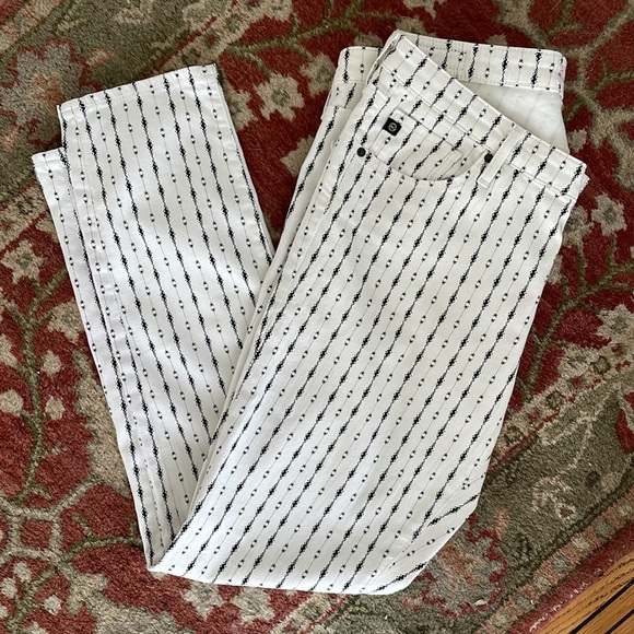 AG - ADRIANO GOLDSMIED | Stylist Series: Cher Coulter Jeans - Picture 6 of 6